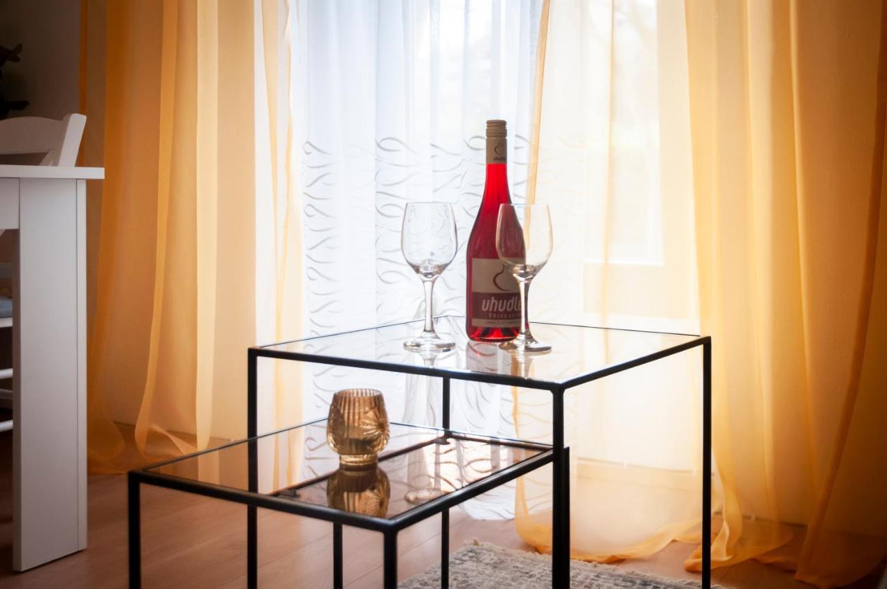 Apartment Roze 罗维尼 外观 照片